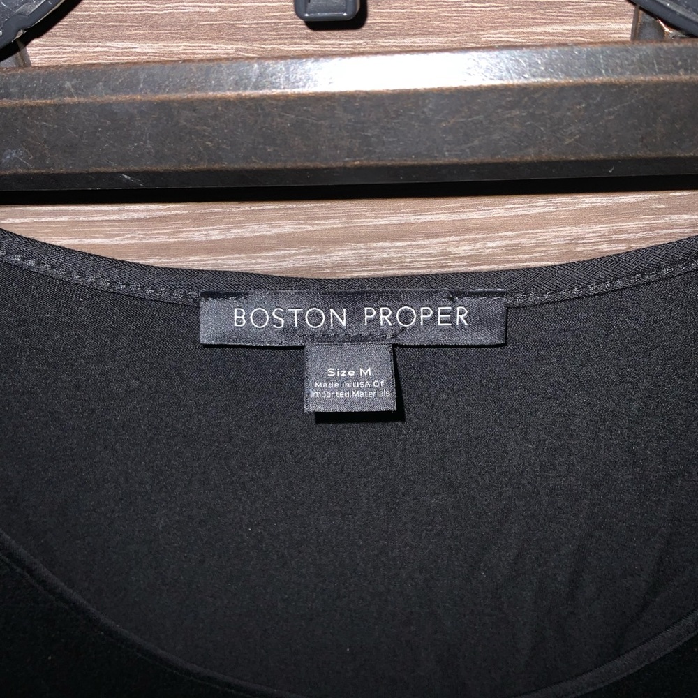 Boston Proper cold shoulder blouse - Picture 4 of 8